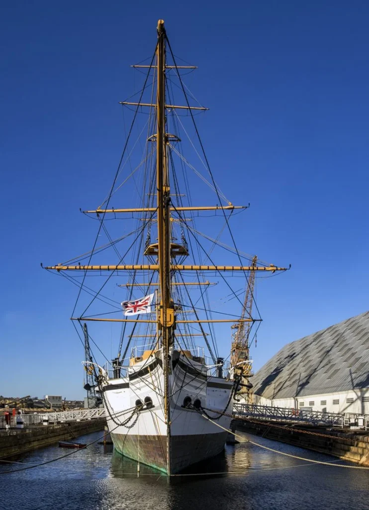 Image of a ship at the Historic Dockyard Chatham